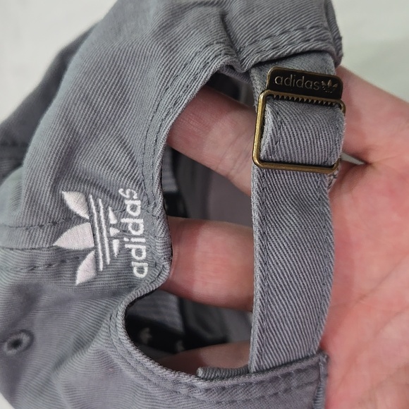 Adidas Grey dad hat - Picture 4 of 6
